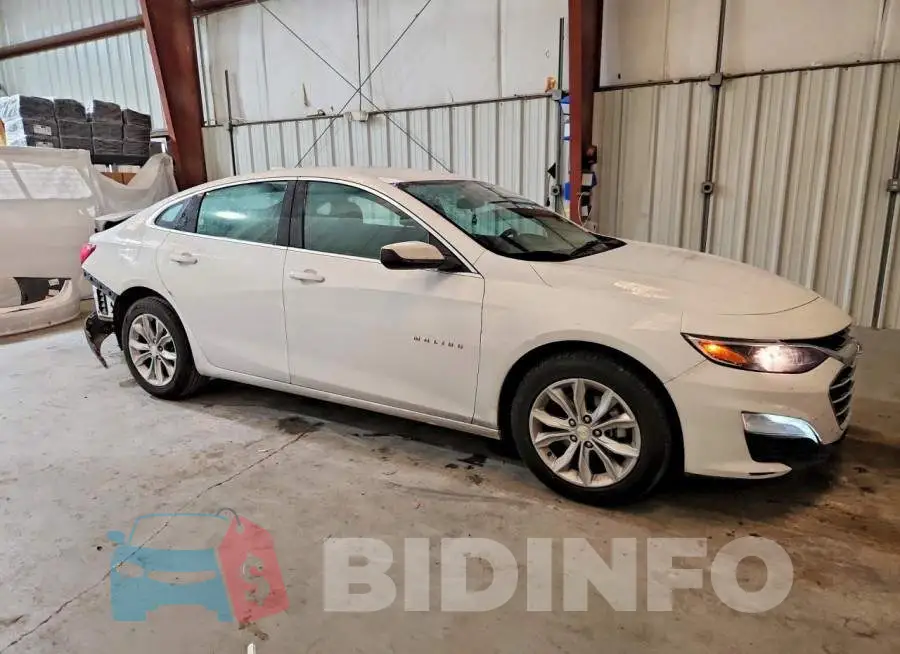 1G1ZD5ST3RF133001 Photo# 4