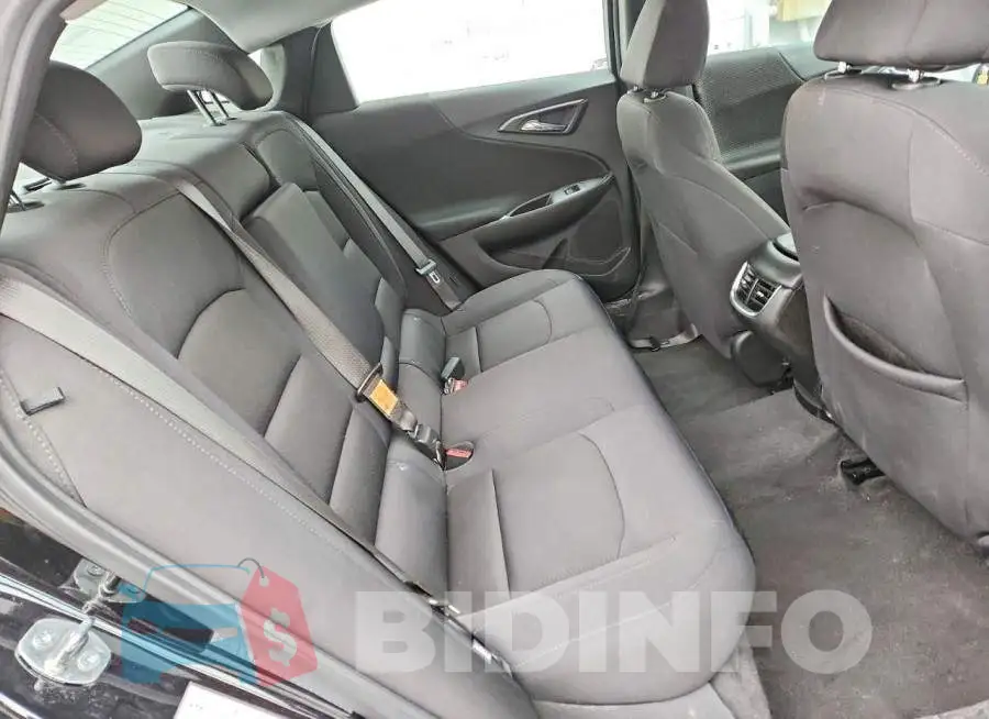 1G1ZD5ST3RF152017 Photo# 10
