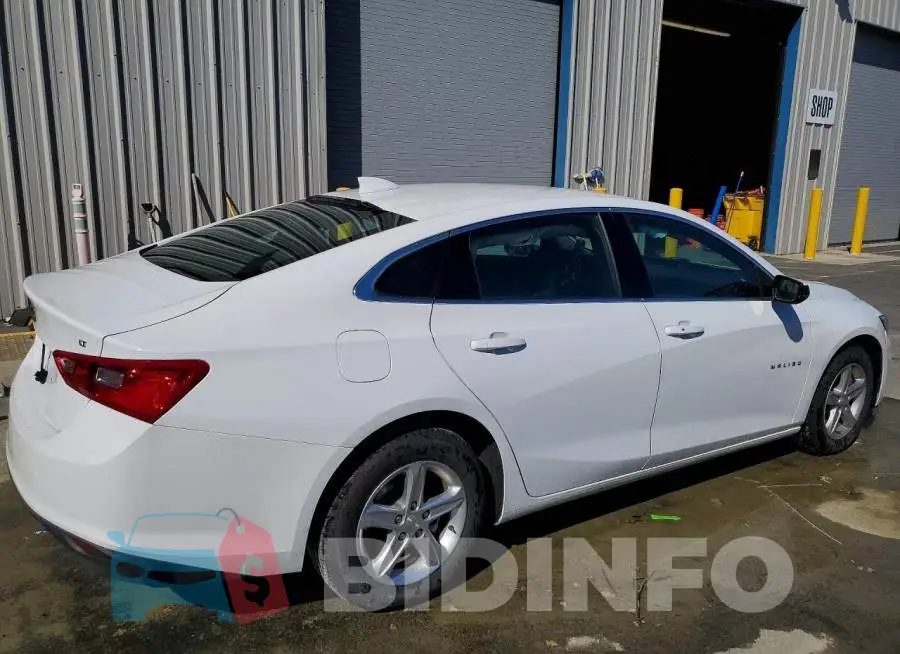 1G1ZD5ST8PF176102 Photo# 3