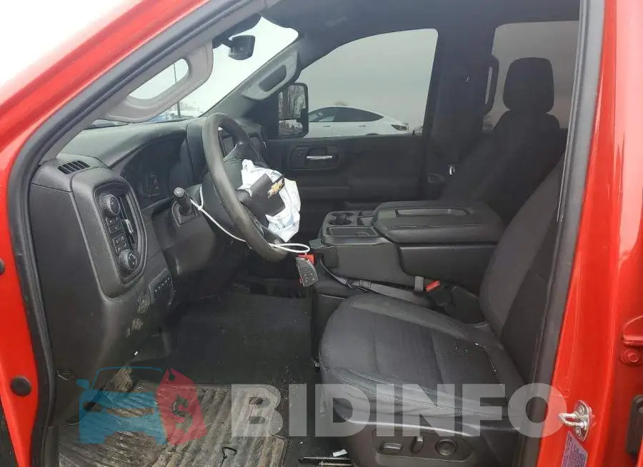 1GC4YME70RF120768 Photo# 7