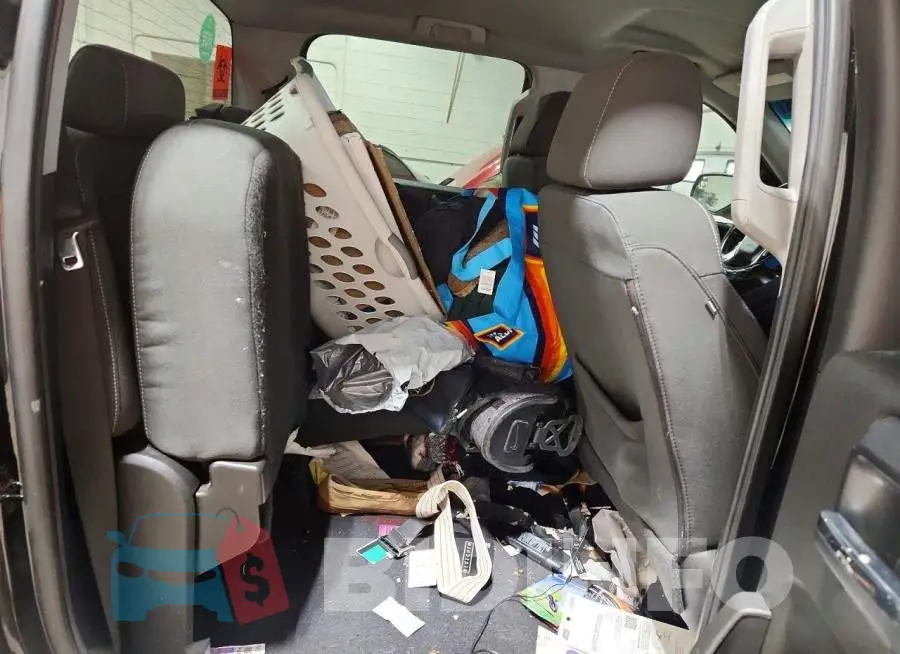 3GCUKREC0JG605121 Photo# 10