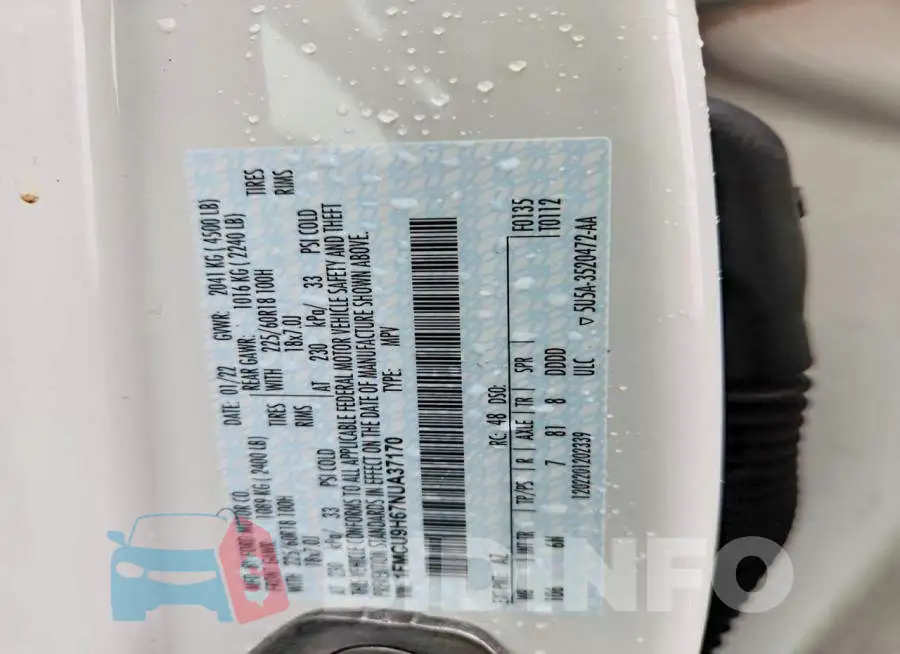 1FMCU9H67NUA37170 Photo# 13