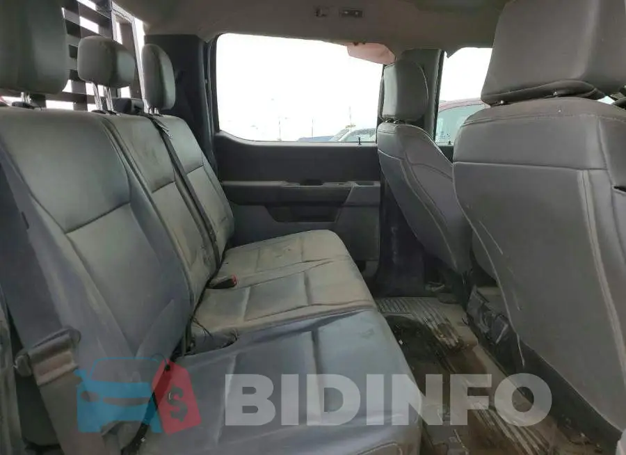 1FT7W2BA7PED71121 Photo# 10