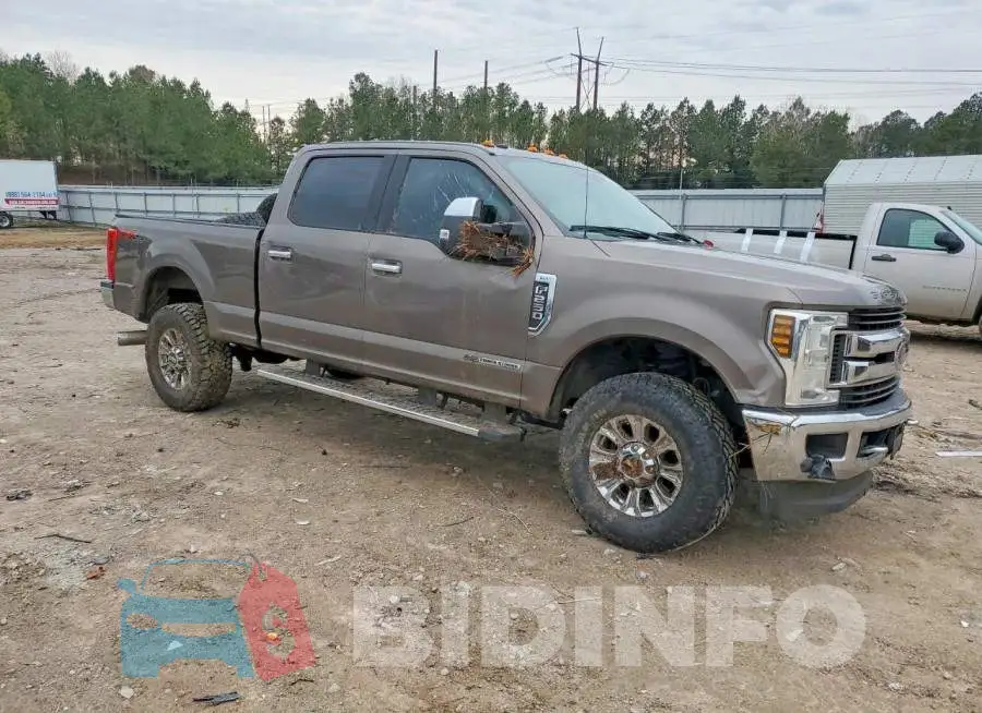 1FT7W2BT7JEB87919 Photo# 4