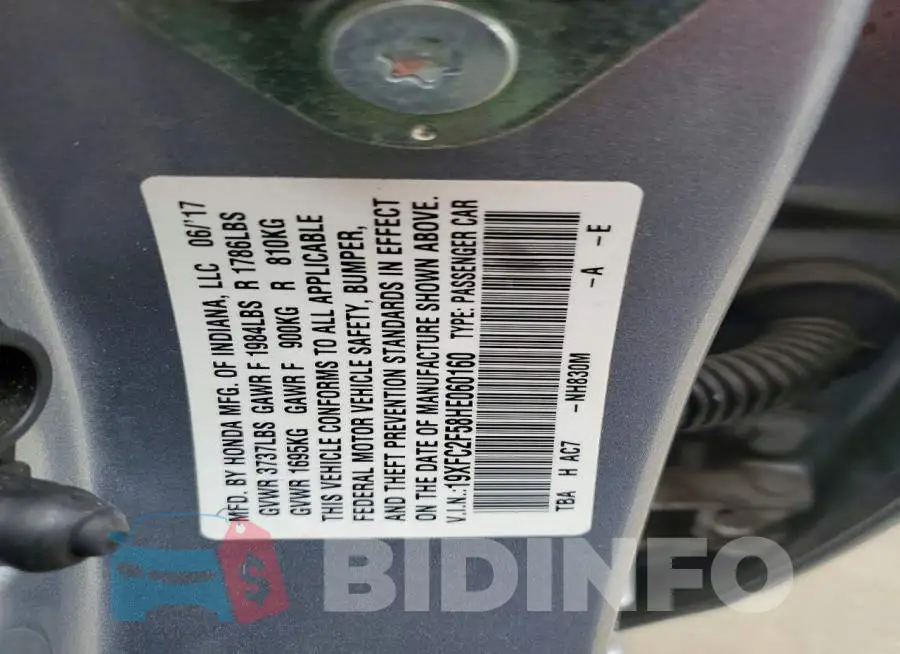 19XFC2F58HE060160 Photo# 12