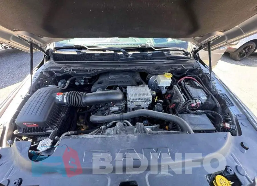 1C6SRFLT2NN101114 Photo# 7