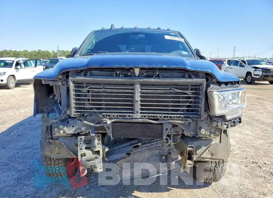 3C6UR5CJ8NG149405 Photo# 5