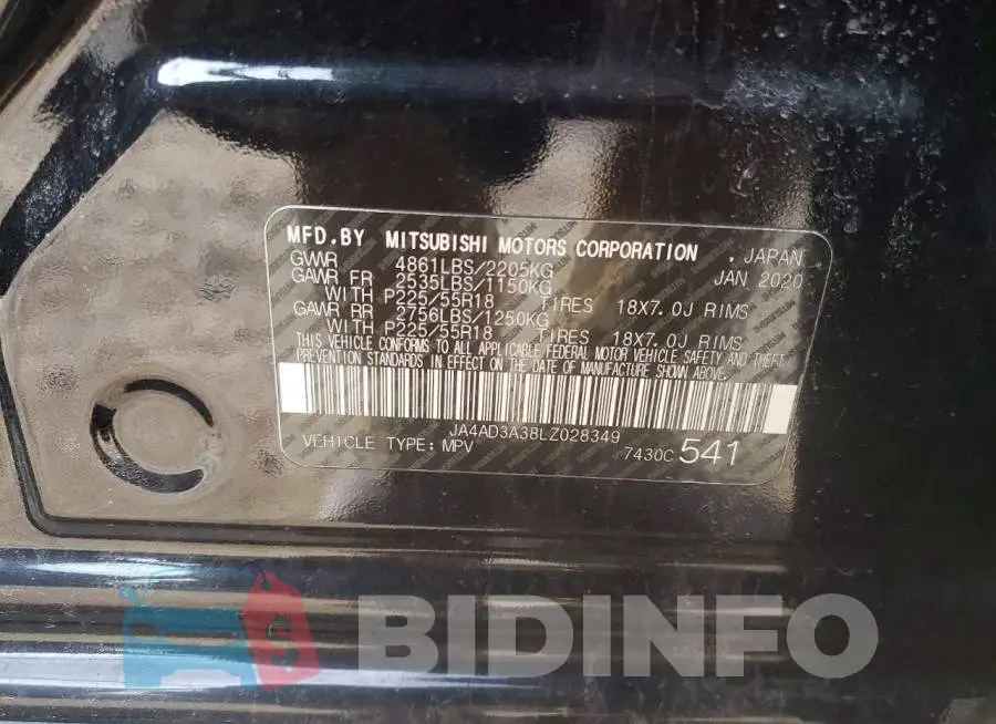 JA4AD3A38LZ028349 Photo# 13