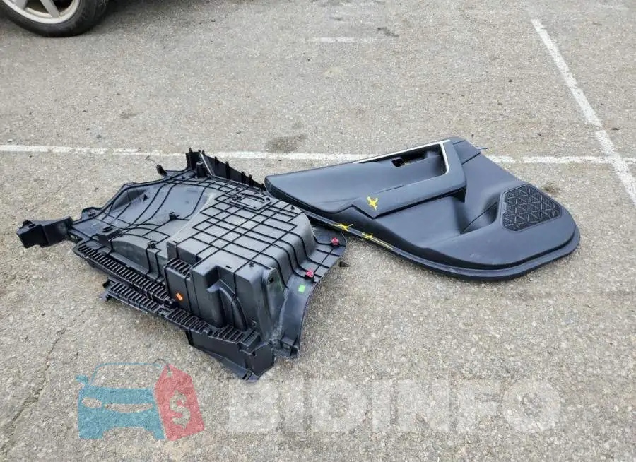 2T3F1RFV8KW035799 Photo# 12