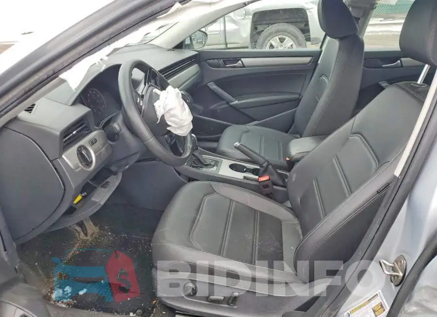 1VWSA7A33MC009042 Photo# 7