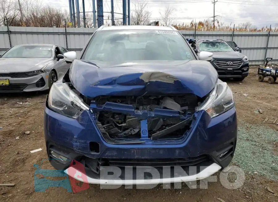 3N1CP5CU2JL513617 Photo# 5