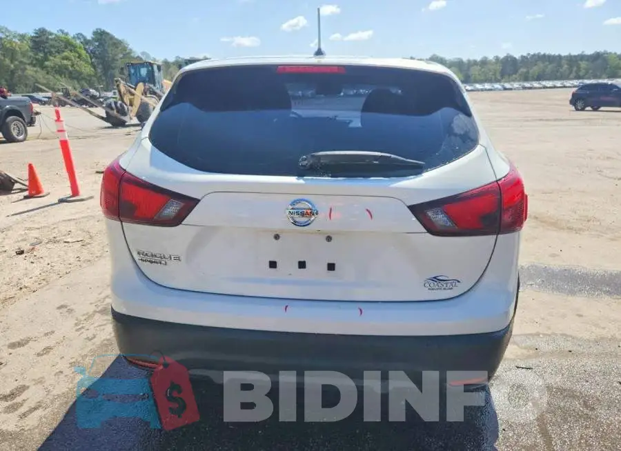 JN1BJ1CP4JW150991 Photo# 6