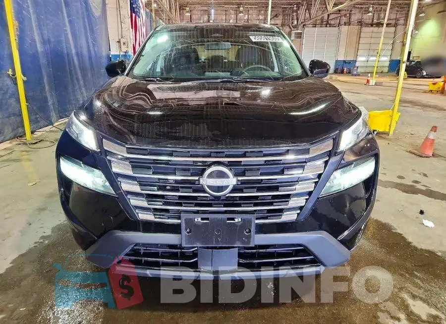 JN8BT3BA2SW010119 Photo# 5
