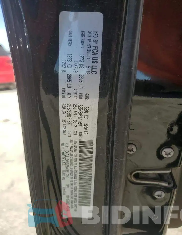 1C4PJLLB0KD204450 Photo# 13