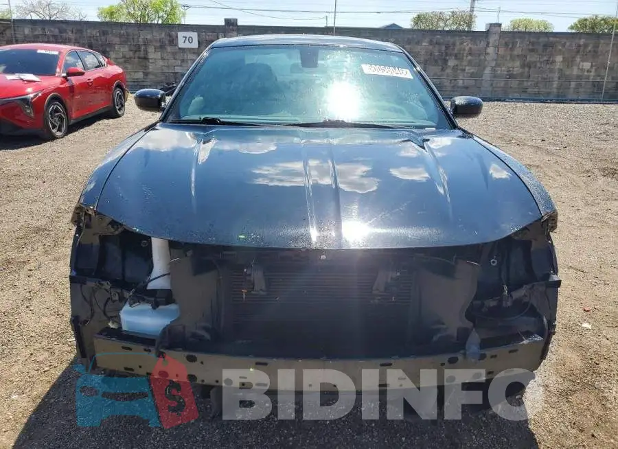 2C3CDXBG3PH691085 Photo# 5