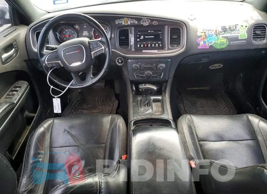 2C3CDXBG5KH702824 Photo# 8