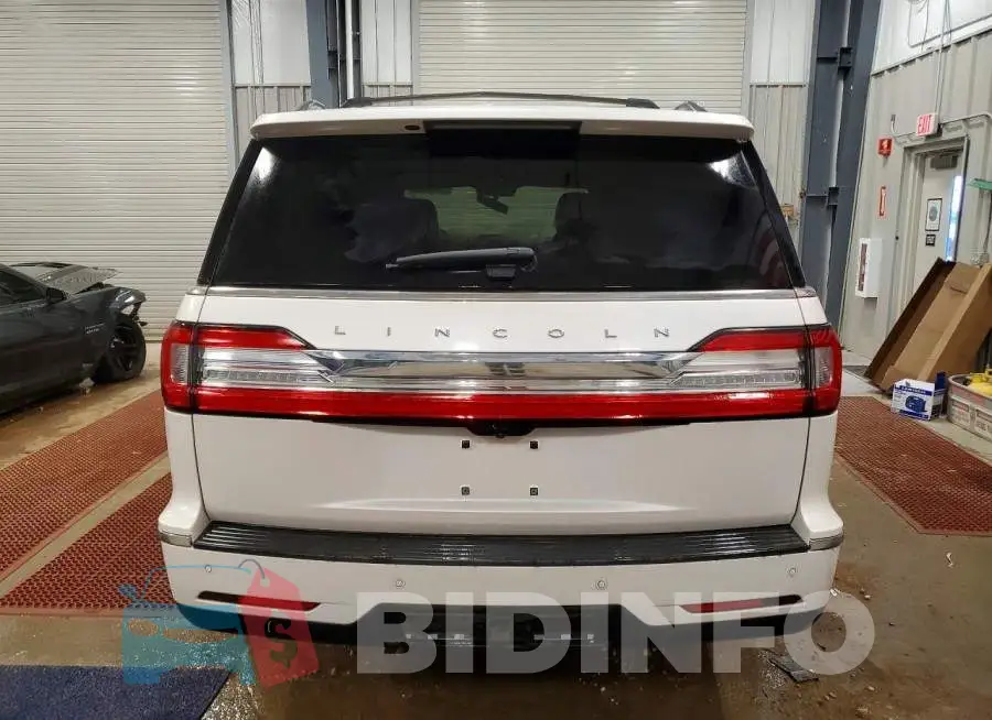 5LMJJ3LT2KEL04518 Photo# 6