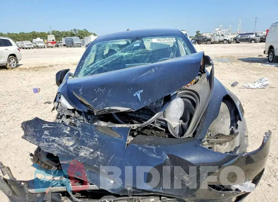 5YJ3E1EB5NF119332 Photo# 5