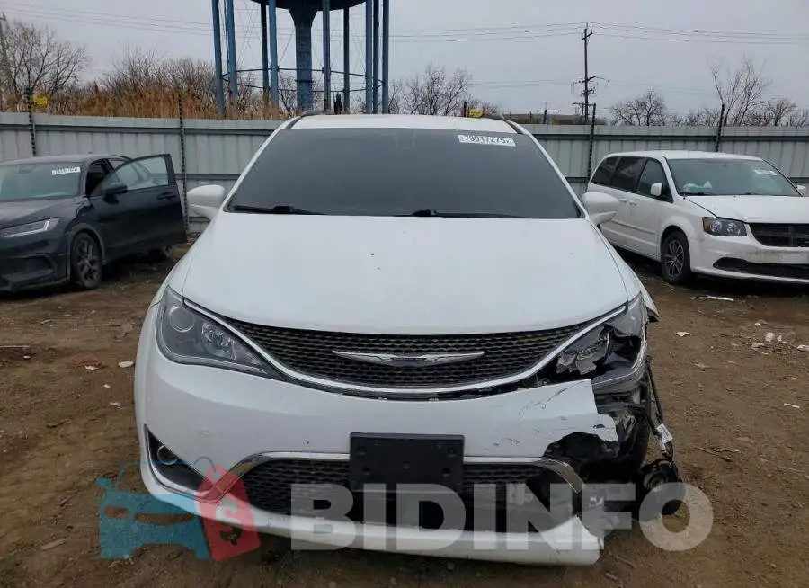 2C4RC1BG5HR603204 Photo# 5