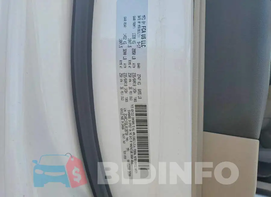2C4RC1FG6JR128730 Photo# 13