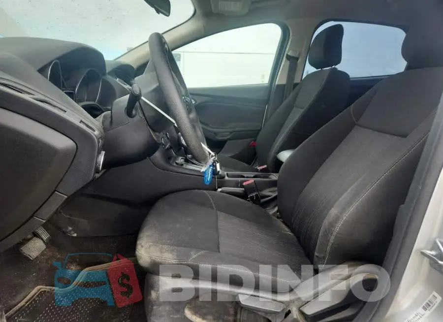1FADP3FE7JL205757 Photo# 7