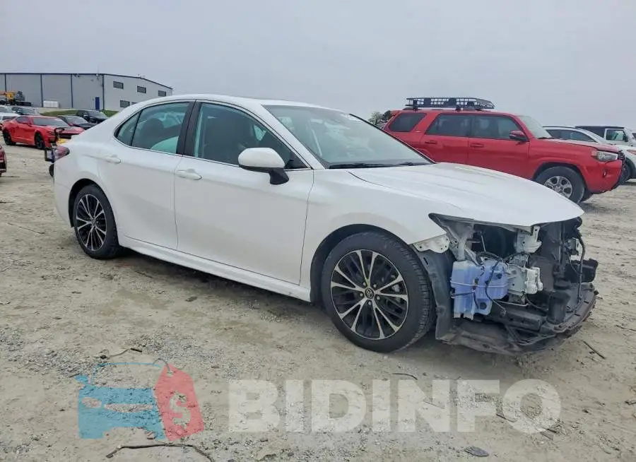 4T1G11AK9LU906688 Photo# 4