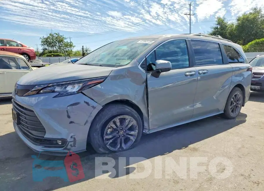 5TDCSKFCXRS114232 Photo# 1