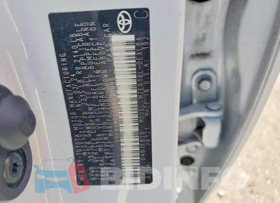 5YFB4MDE6RP132998 Photo# 13