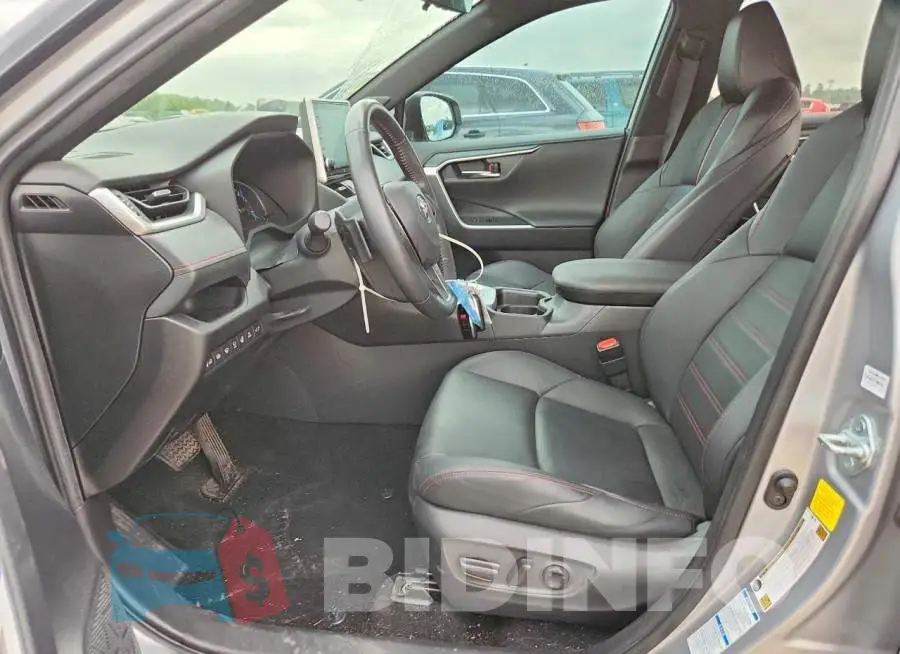 JTMFB3FV4MD045773 Photo# 7