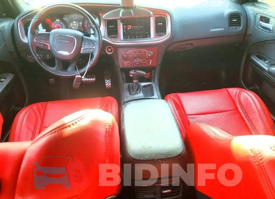 2C3CDXCT7MH650126 Photo# 8