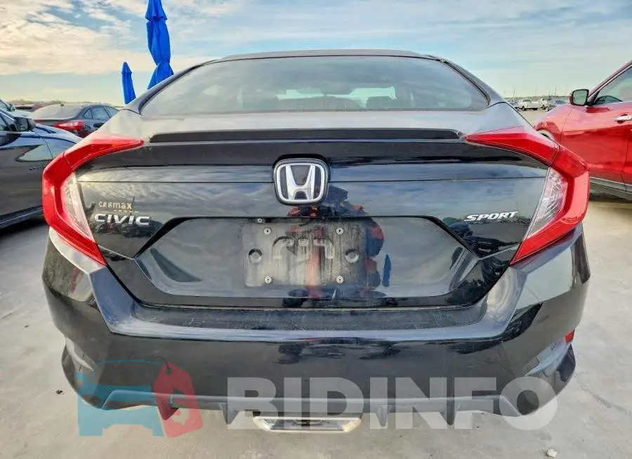 19XFC2F83KE010820 Photo# 6