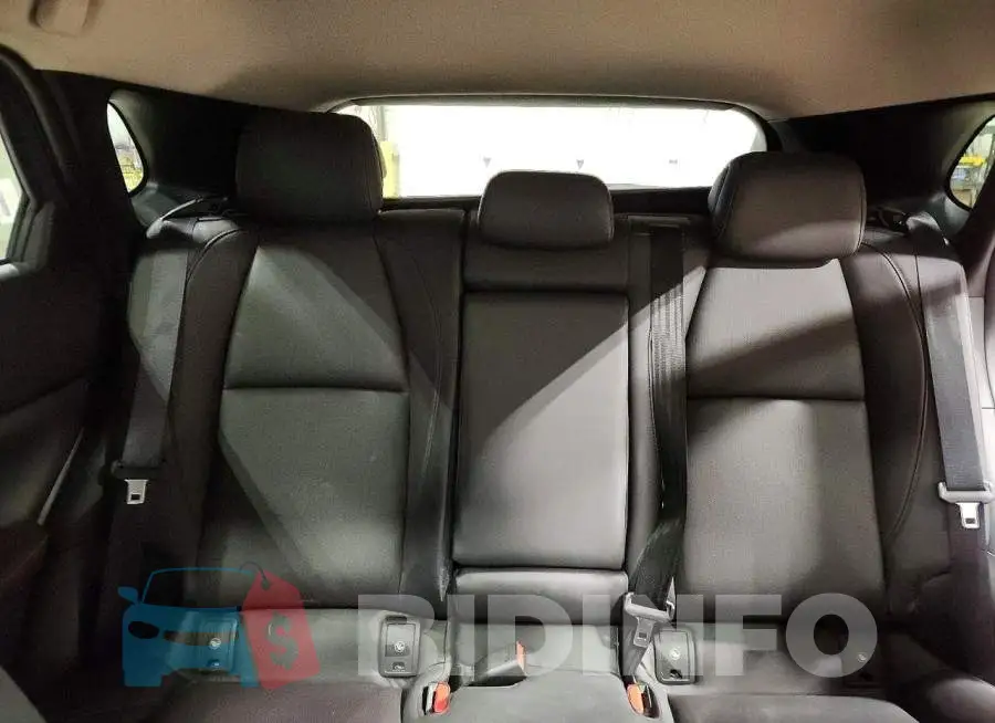 3MVDMBDM1SM841452 Photo# 10