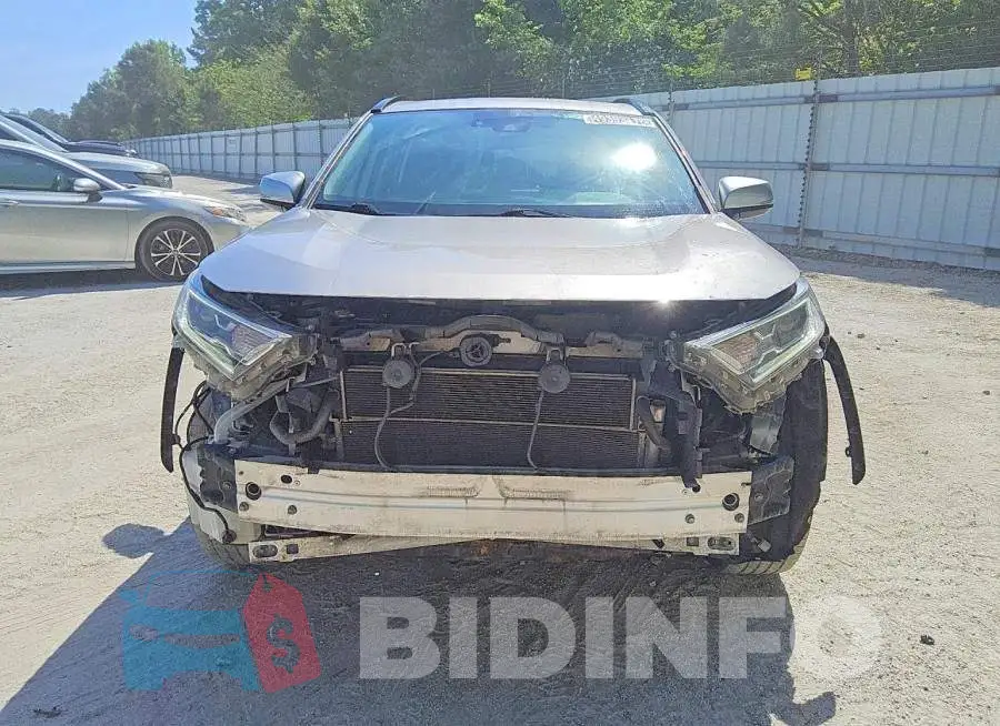JTMRWRFV2MD131877 Photo# 5