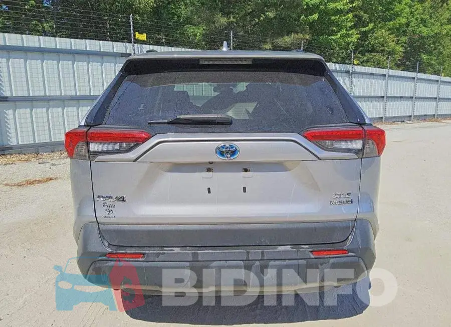 JTMRWRFV2MD131877 Photo# 6