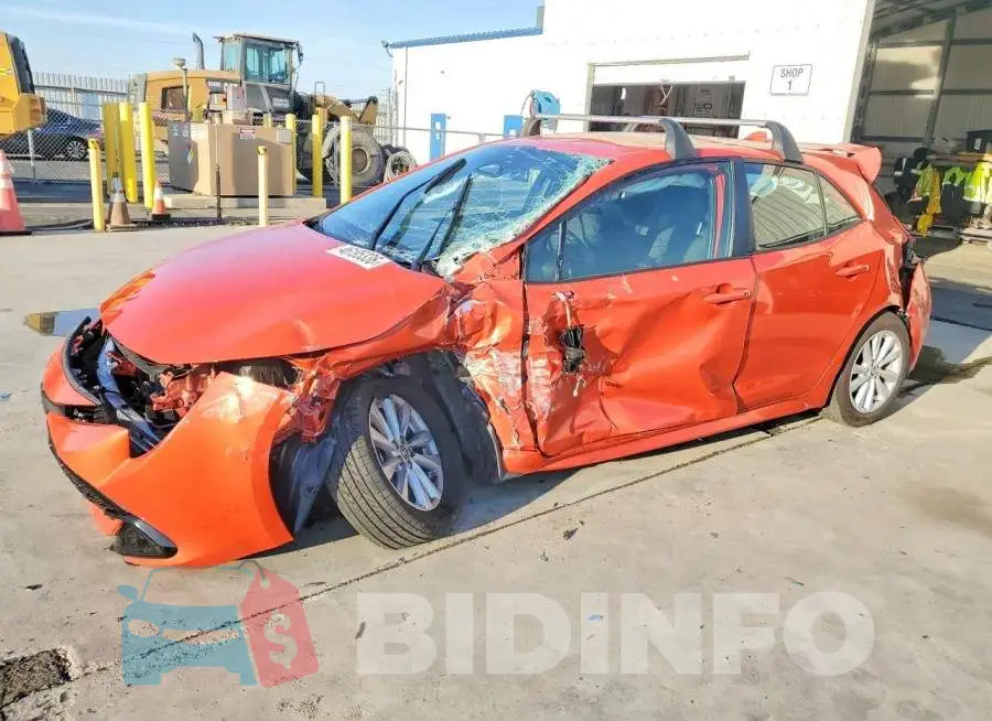 JTND4MBE2S3250116 Photo# 1