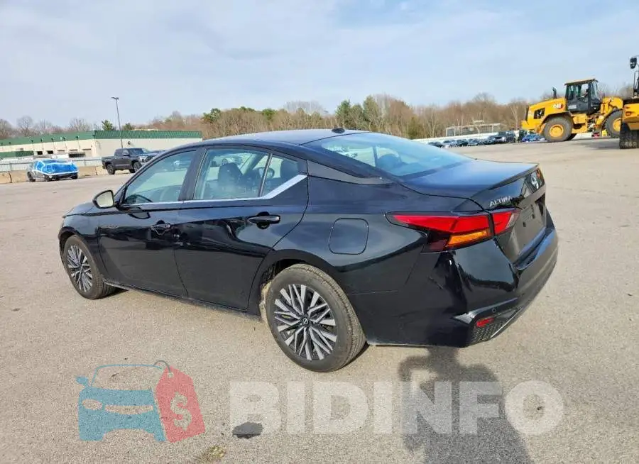 1N4BL4DV6TN323401 Photo# 2
