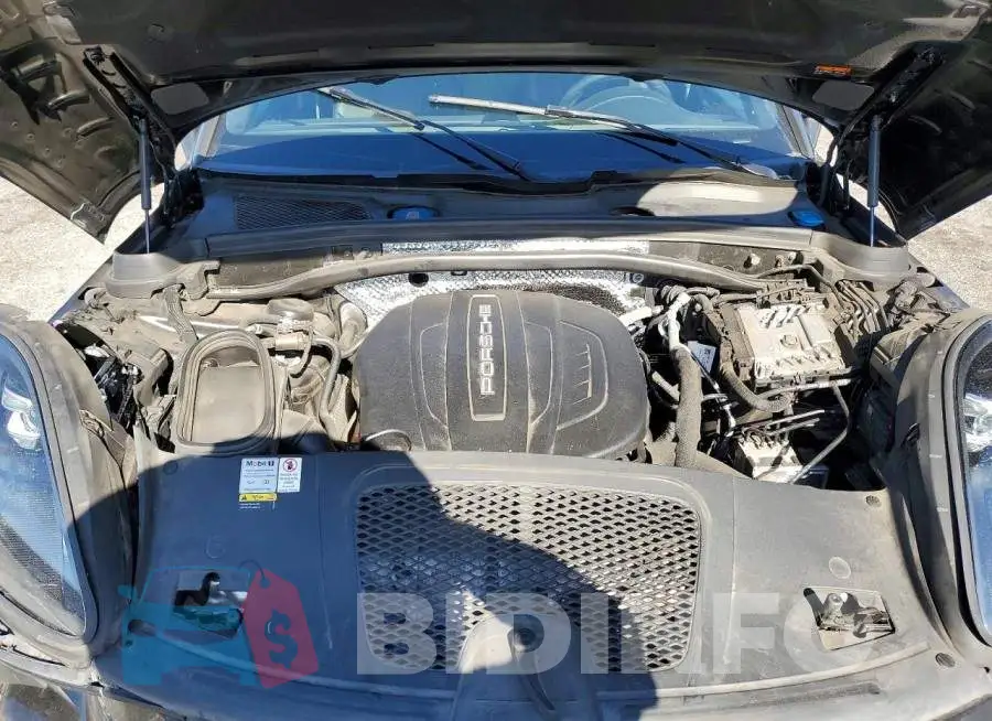 WP1AA2A58MLB14676 Photo# 12