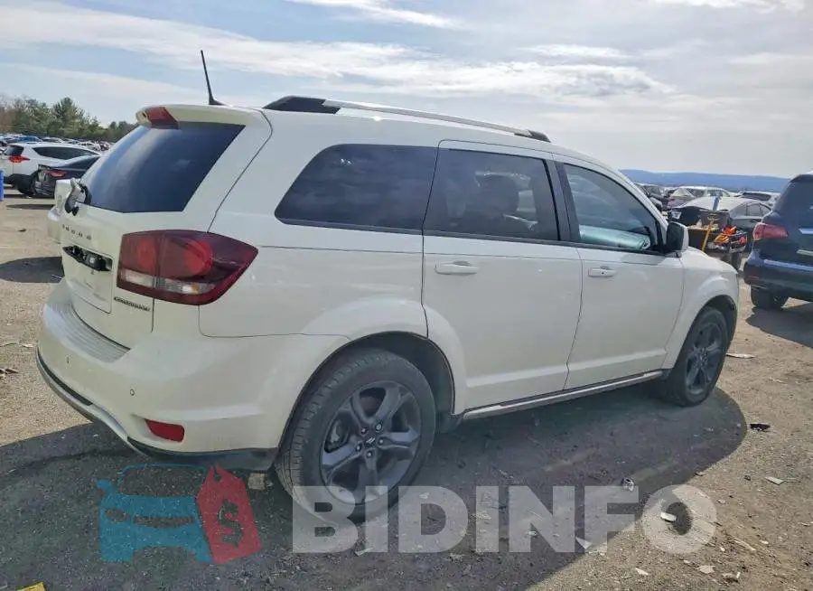 3C4PDCGB6LT264245 Photo# 3