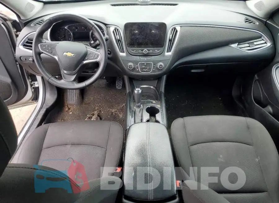 1G1ZD5ST4JF174404 Photo# 8