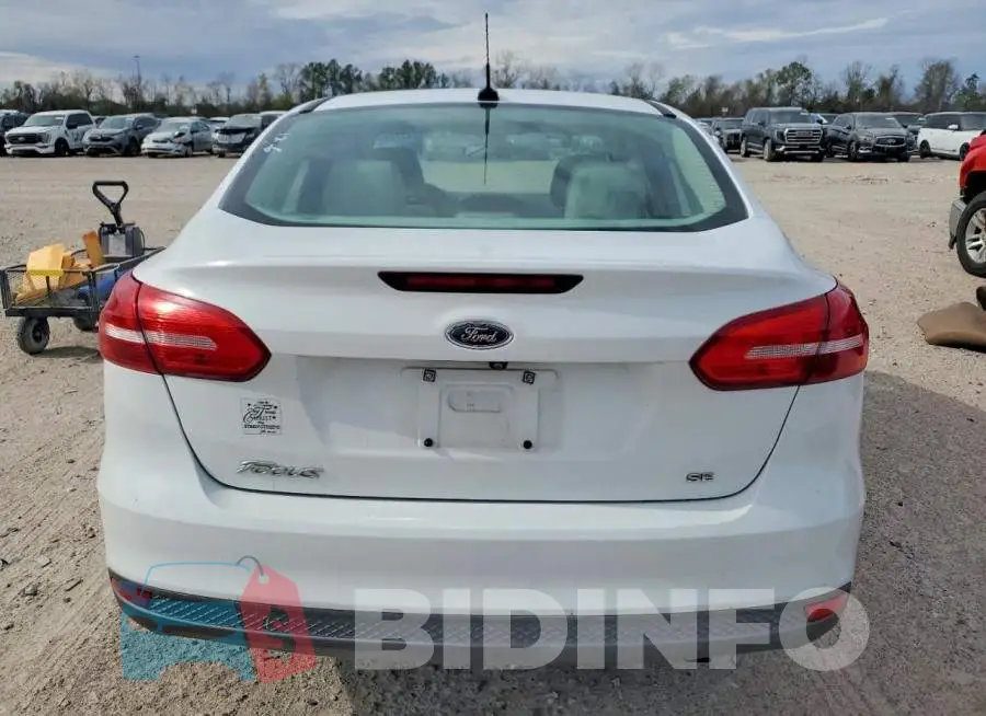 1FADP3F20HL324542 Photo# 6