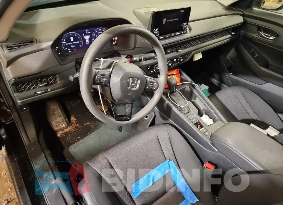 1HGCY1F35RA063147 Photo# 8