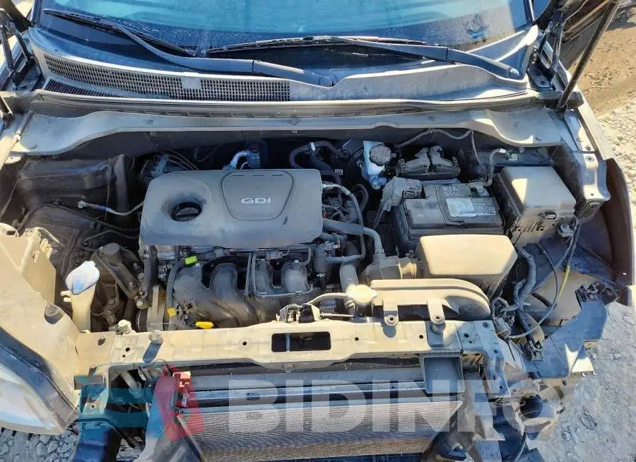 KNDJN2A26J7548837 Photo# 11