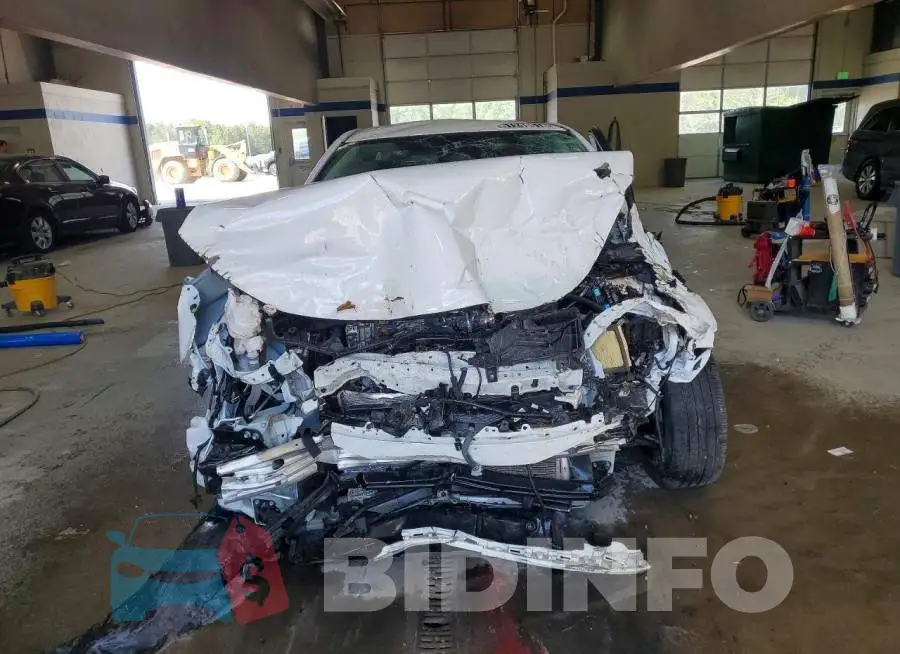 5YFB4MDE1SP282538 Photo# 5