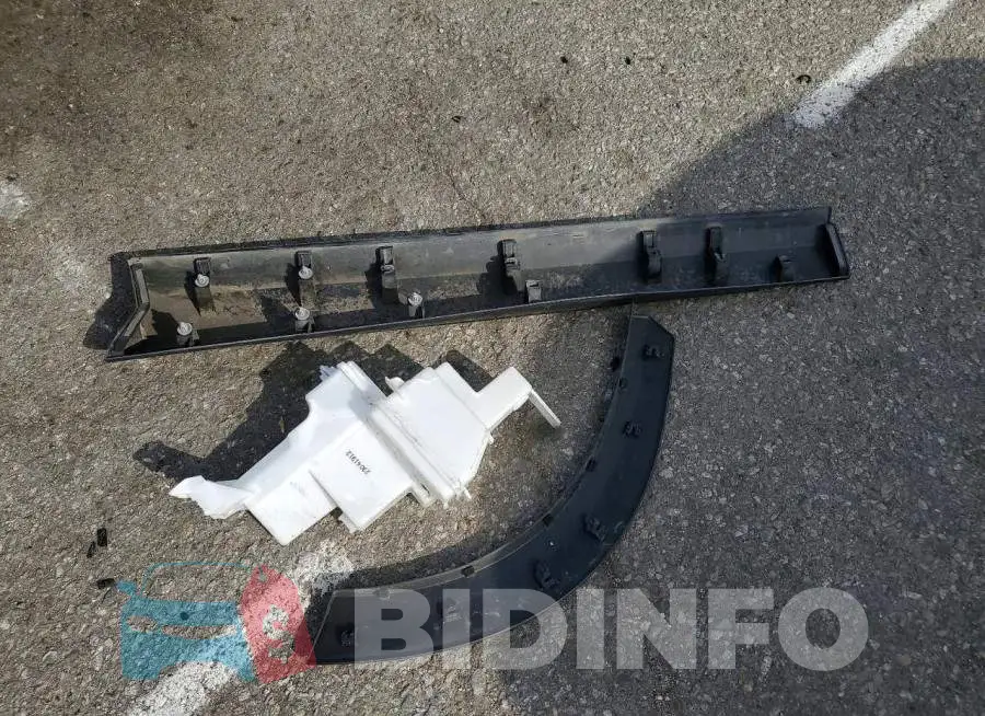 JN8BT3BB3PW479980 Photo# 12