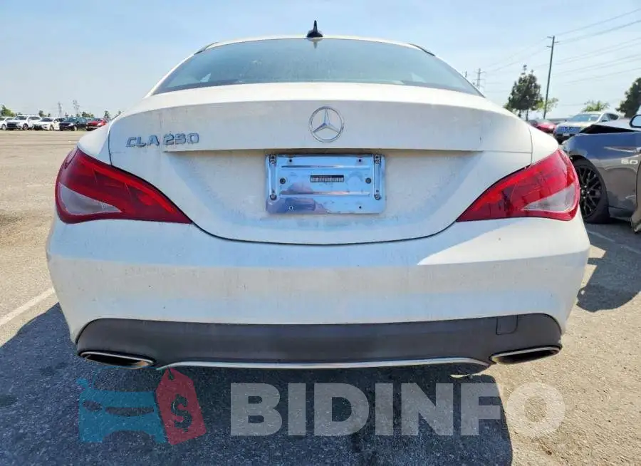 WDDSJ4EB4JN692264 Photo# 6