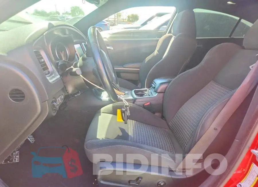 2C3CDXCT4MH661276 Photo# 7