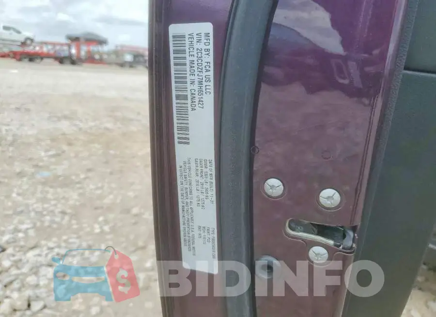 2C3CDZFJ7MH651427 Photo# 12