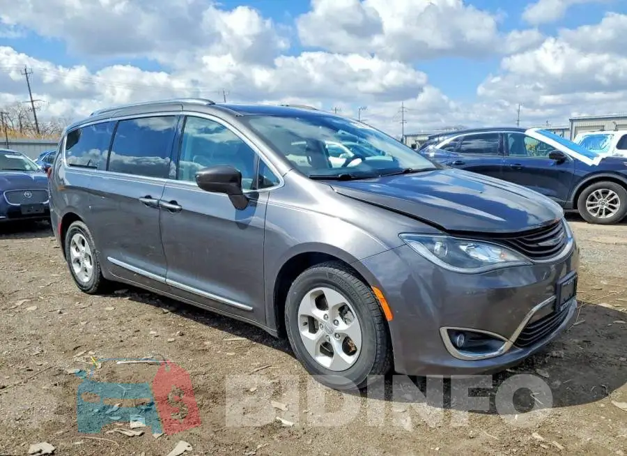 2C4RC1L75JR364984 Photo# 4