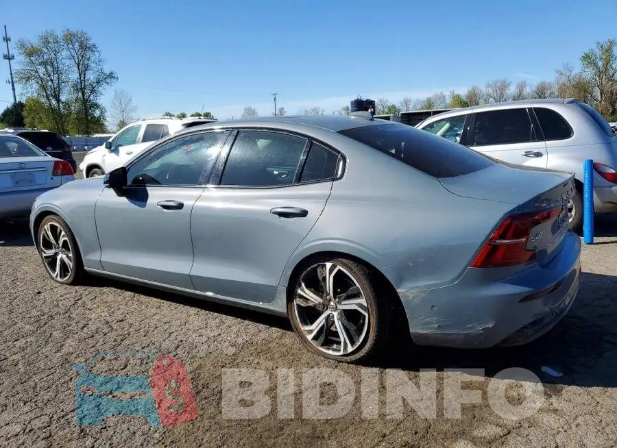 7JRL12TL5RG281214 Photo# 2