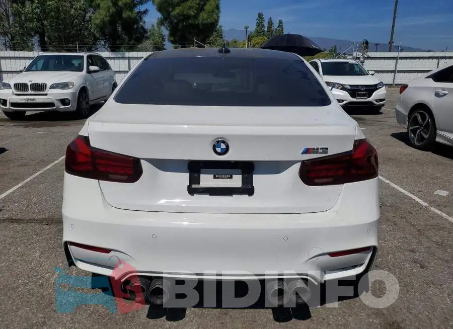 WBS8M9C56J5J79628 Photo# 6